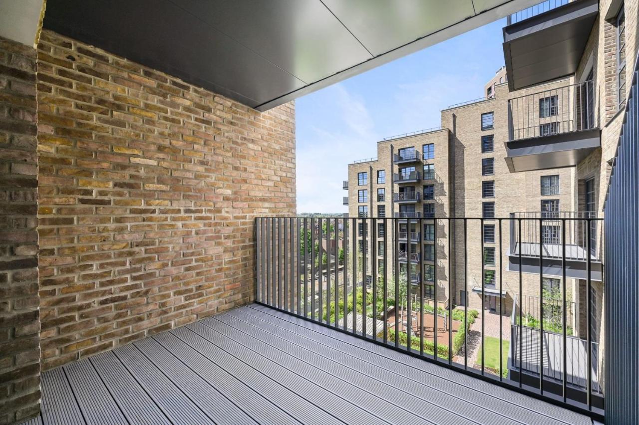 Modern And Chic Apartments At Ferrum Near Wembley Park Лондон Экстерьер фото