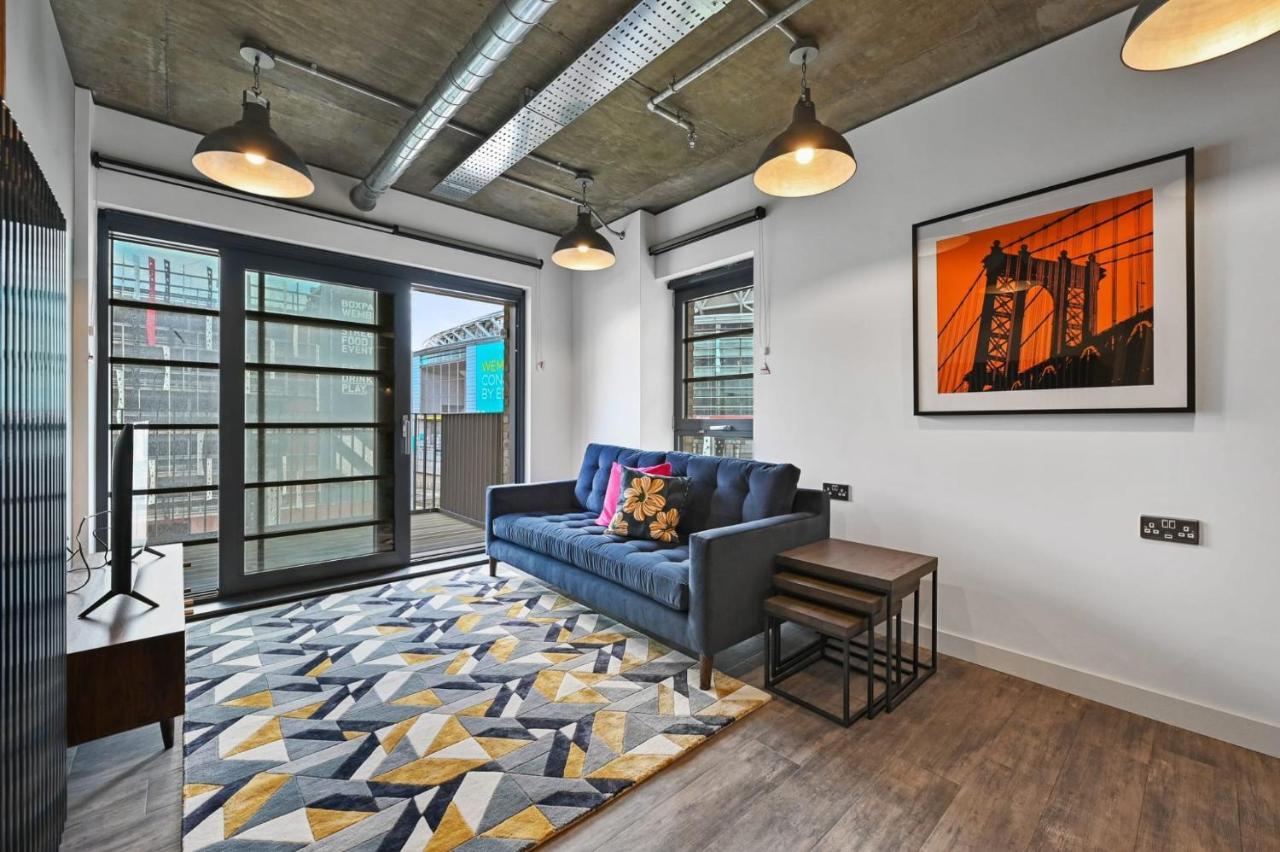 Modern And Chic Apartments At Ferrum Near Wembley Park Лондон Экстерьер фото