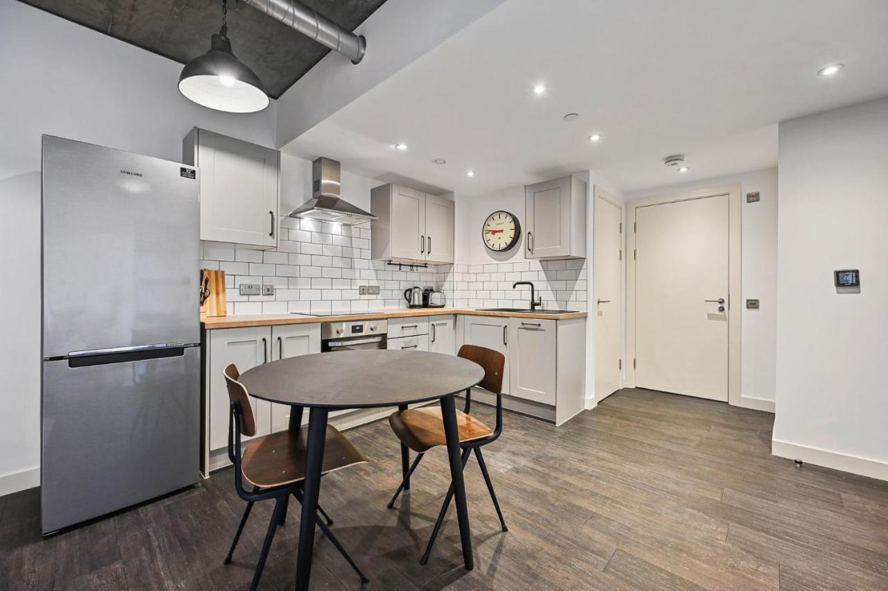 Modern And Chic Apartments At Ferrum Near Wembley Park Лондон Экстерьер фото