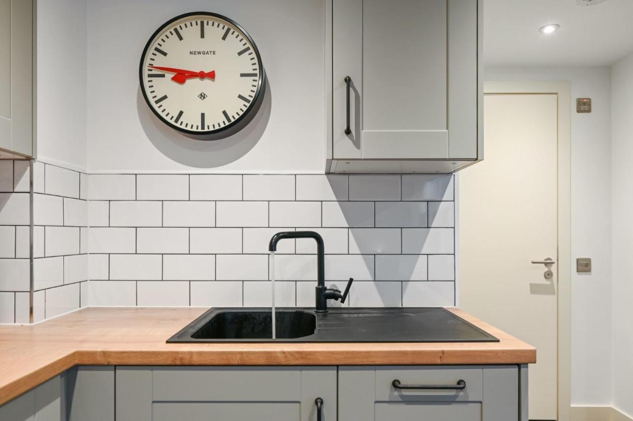 Modern And Chic Apartments At Ferrum Near Wembley Park Лондон Экстерьер фото