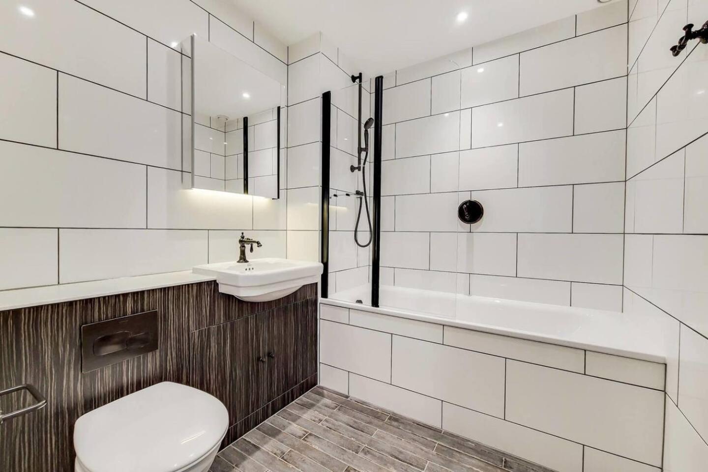 Modern And Chic Apartments At Ferrum Near Wembley Park Лондон Экстерьер фото
